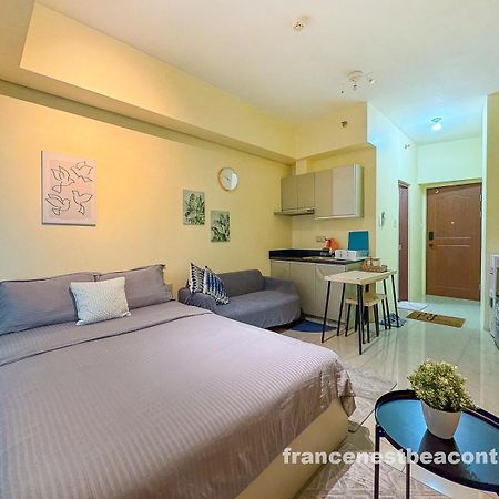 Modern Condo Living In Makati مانيلا المظهر الخارجي الصورة
