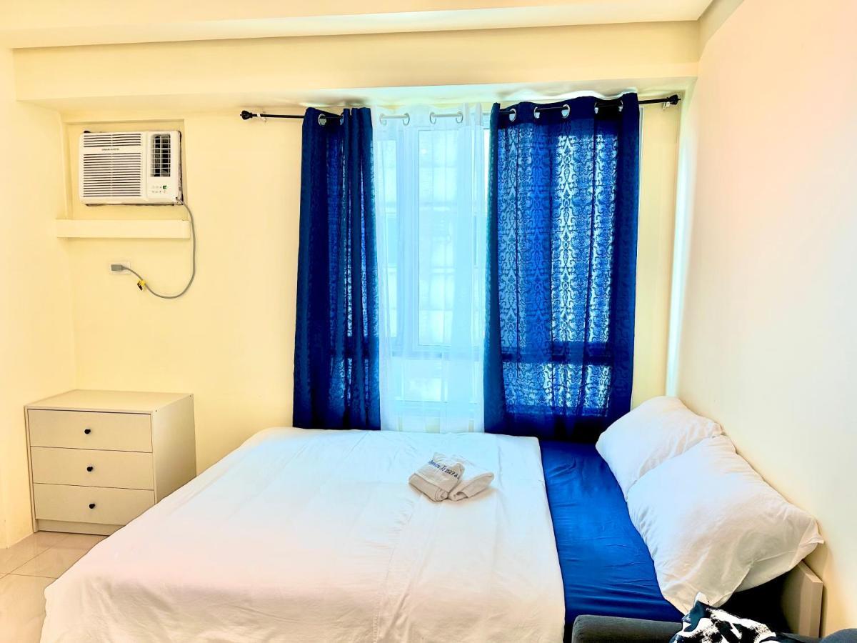 Modern Condo Living In Makati مانيلا المظهر الخارجي الصورة