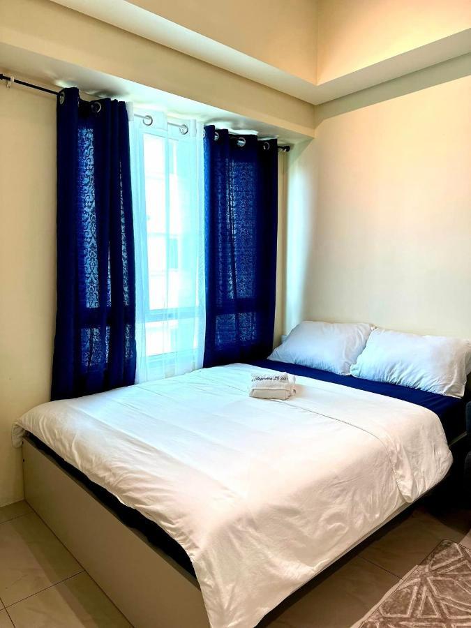 Modern Condo Living In Makati مانيلا المظهر الخارجي الصورة